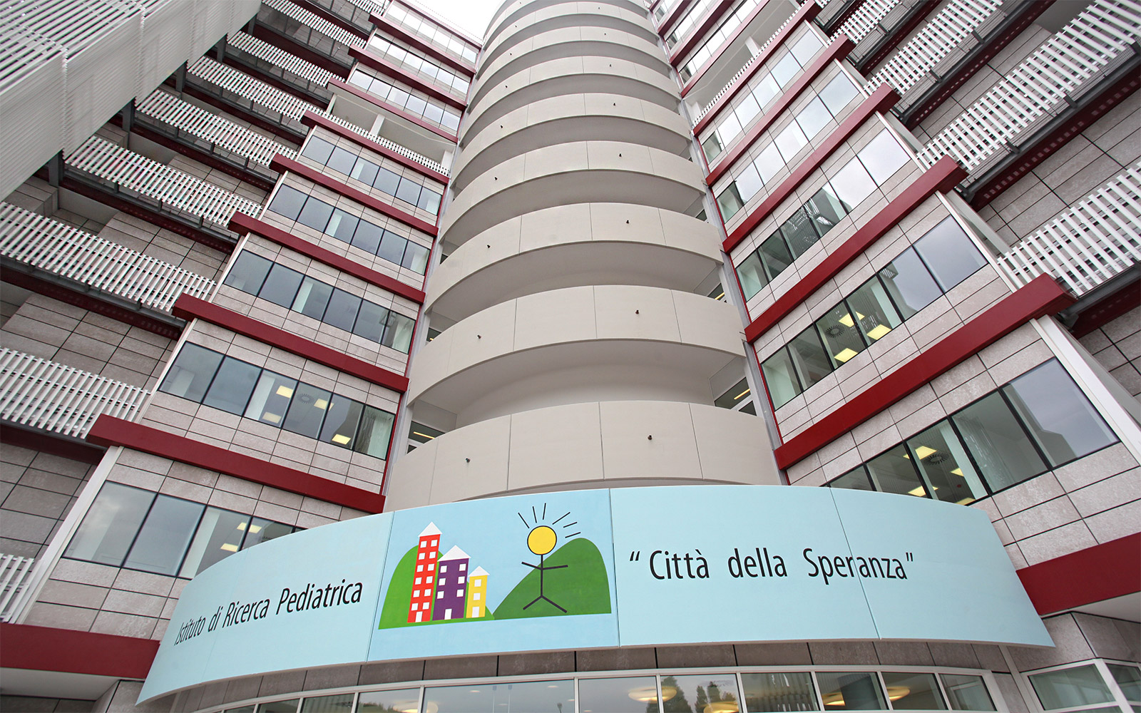 Bespoke Carrara Marble Installations