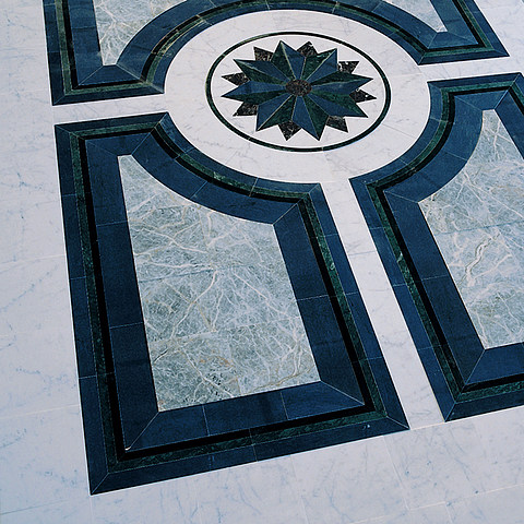 Bespoke Carrara Marble Installations