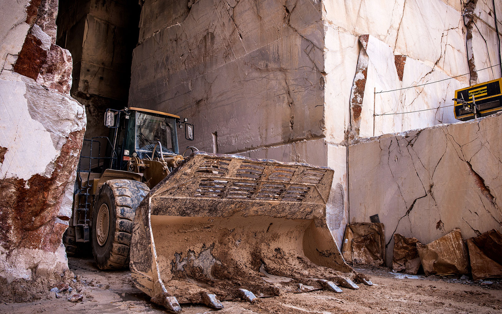 Bespoke Carrara Marble Installations