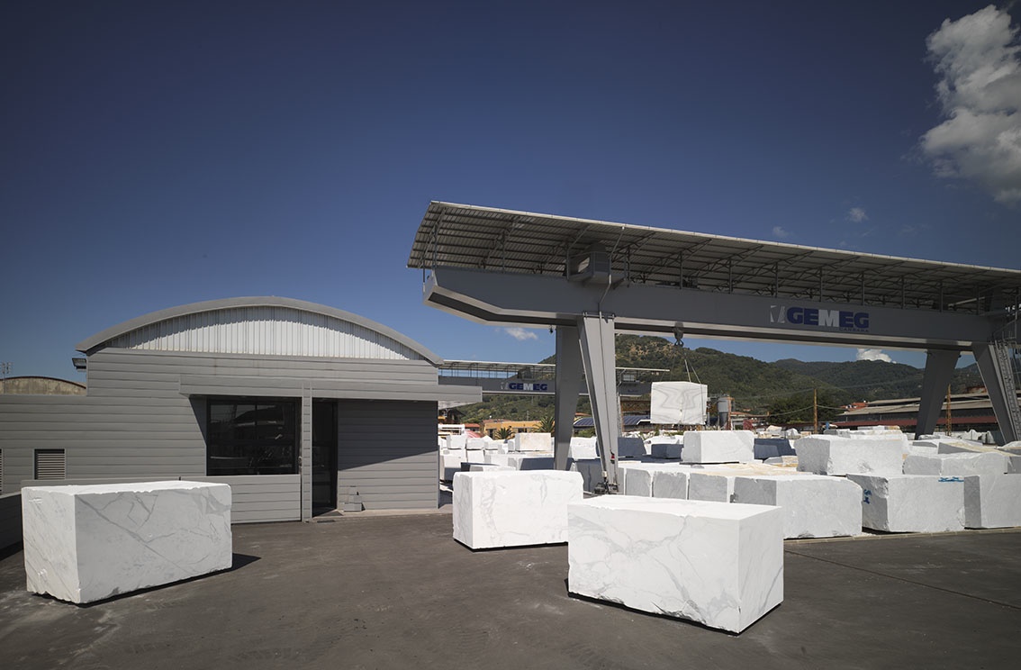 Bespoke Carrara Marble Installations