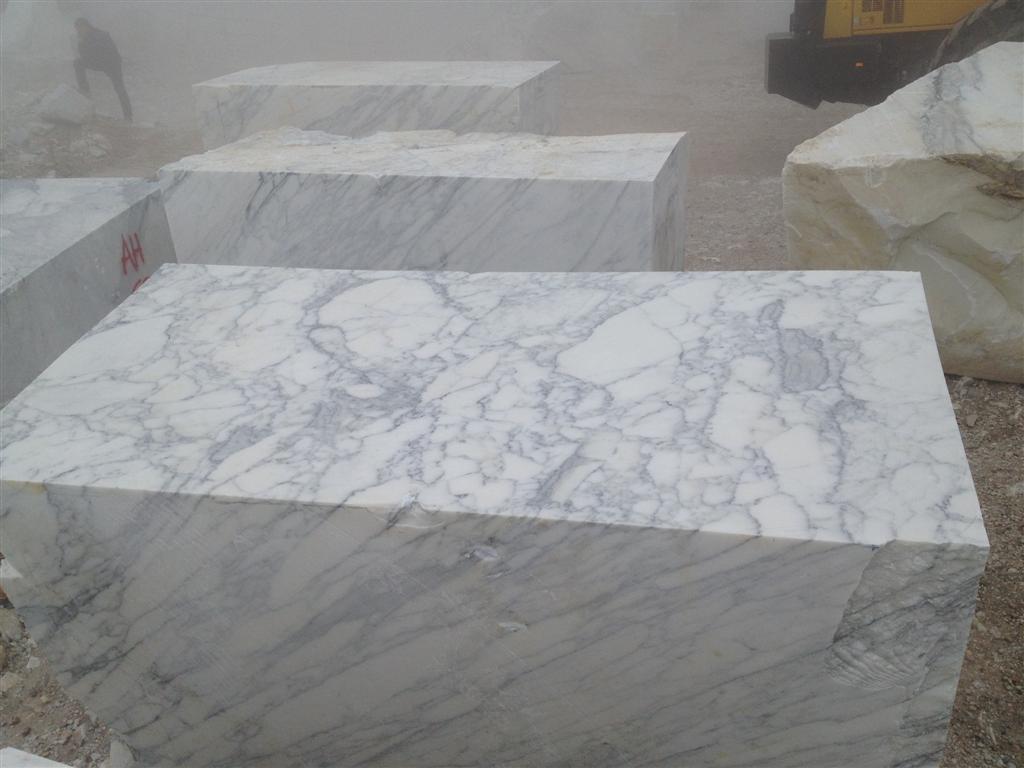 Bespoke Carrara Marble Installations