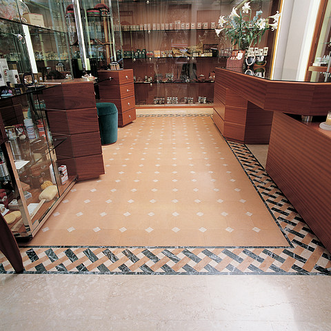 Bespoke Carrara Marble Installations