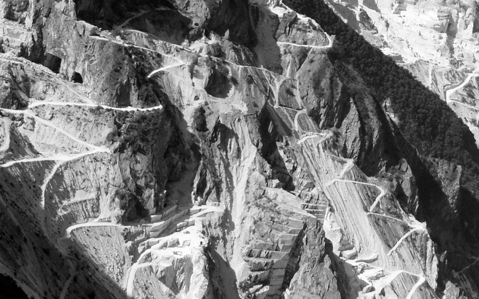 Bespoke Carrara Marble Installations