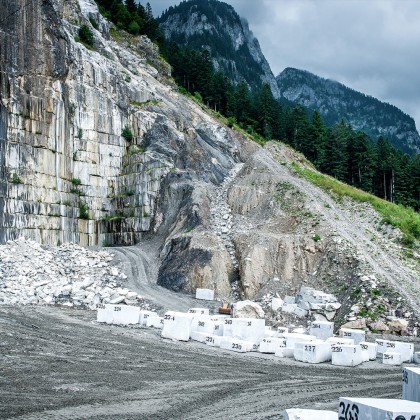 Bespoke Carrara Marble Installations