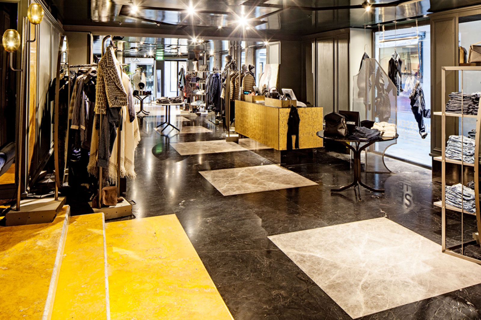 Bespoke Carrara Marble Installations