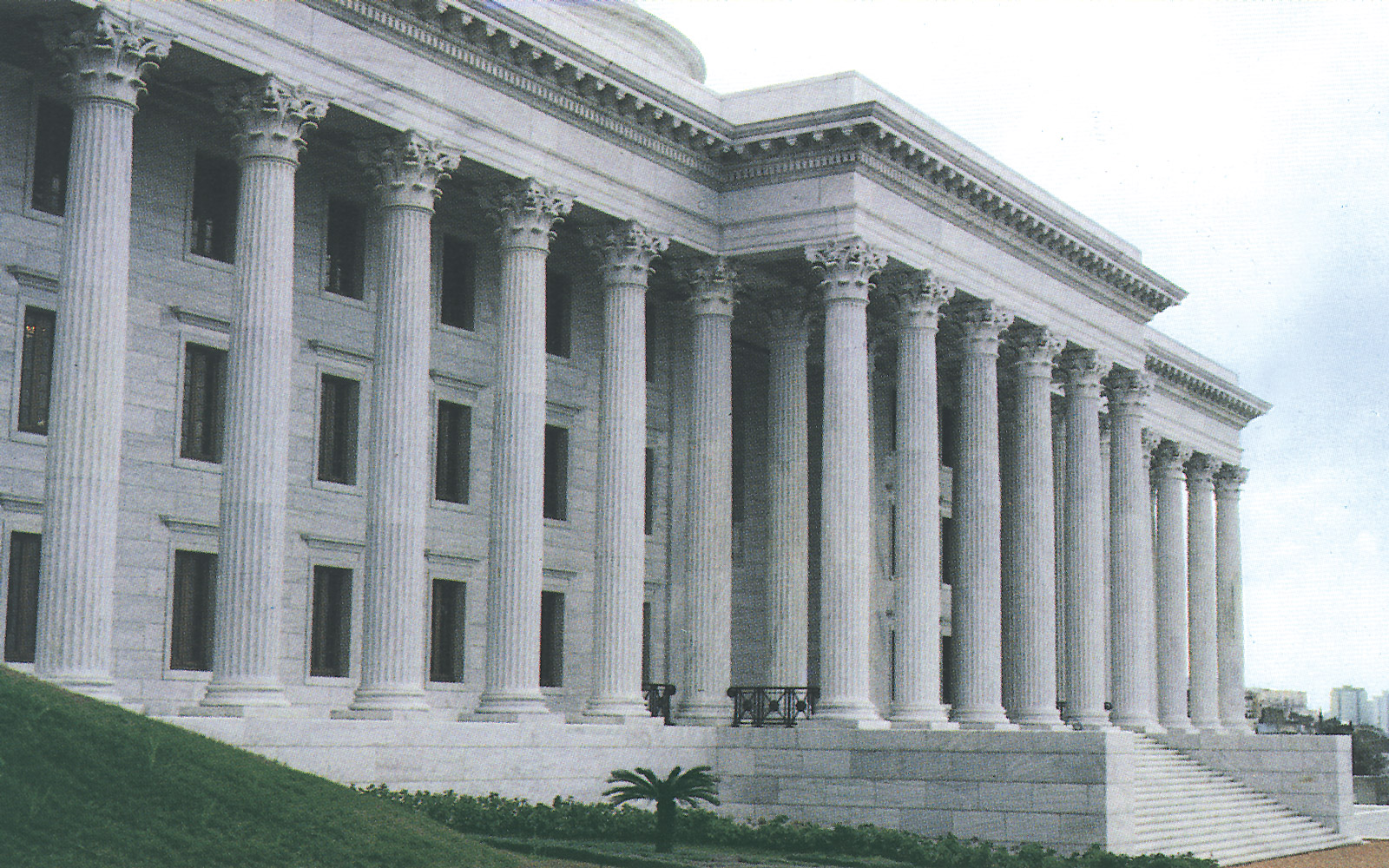 Bespoke Carrara Marble Installations