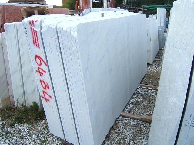 Bespoke Carrara Marble Installations