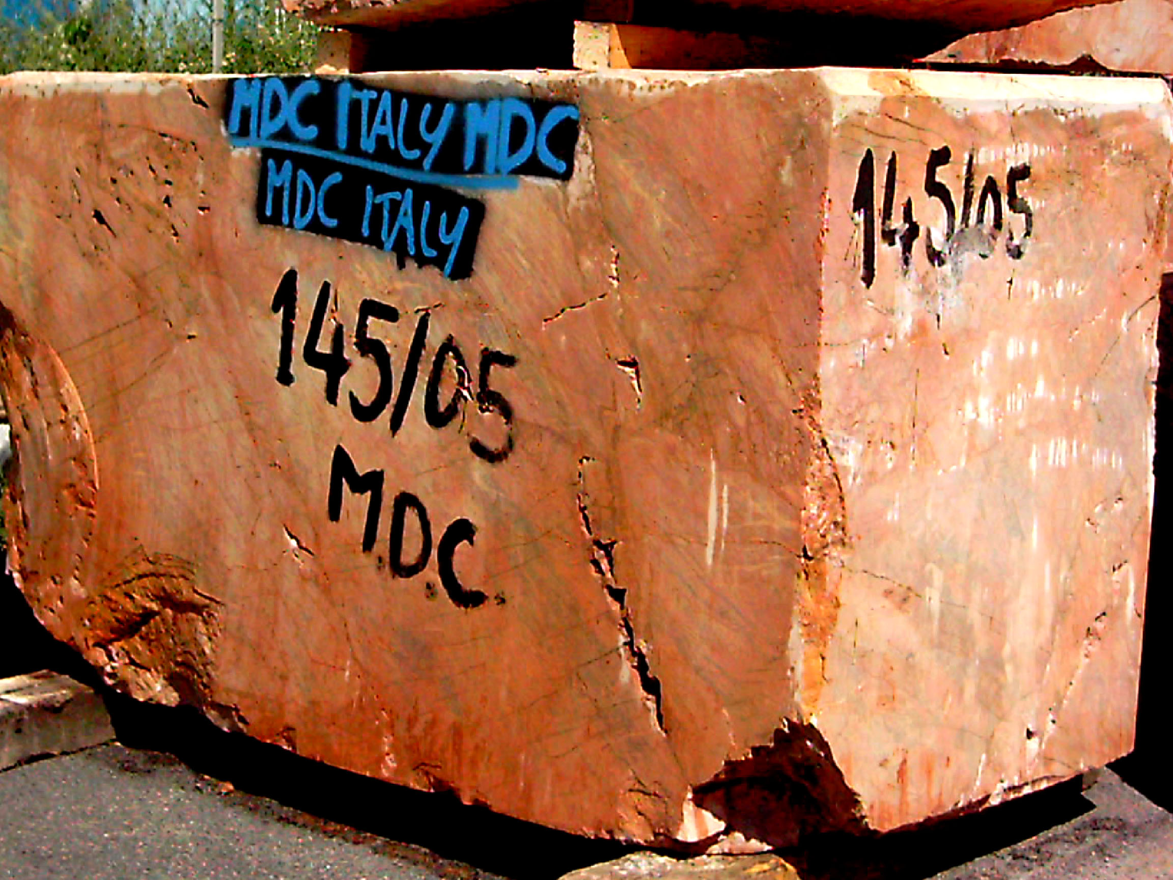 Bespoke Carrara Marble Installations