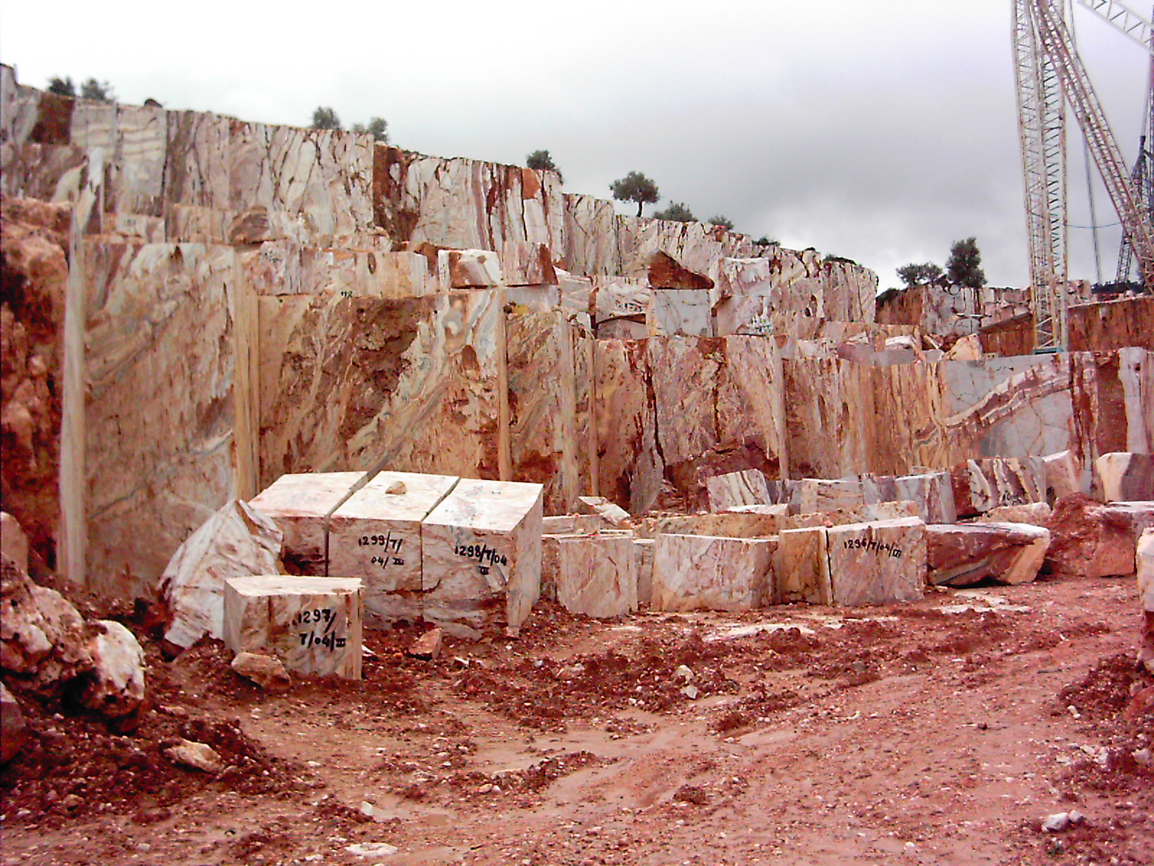 Bespoke Carrara Marble Installations