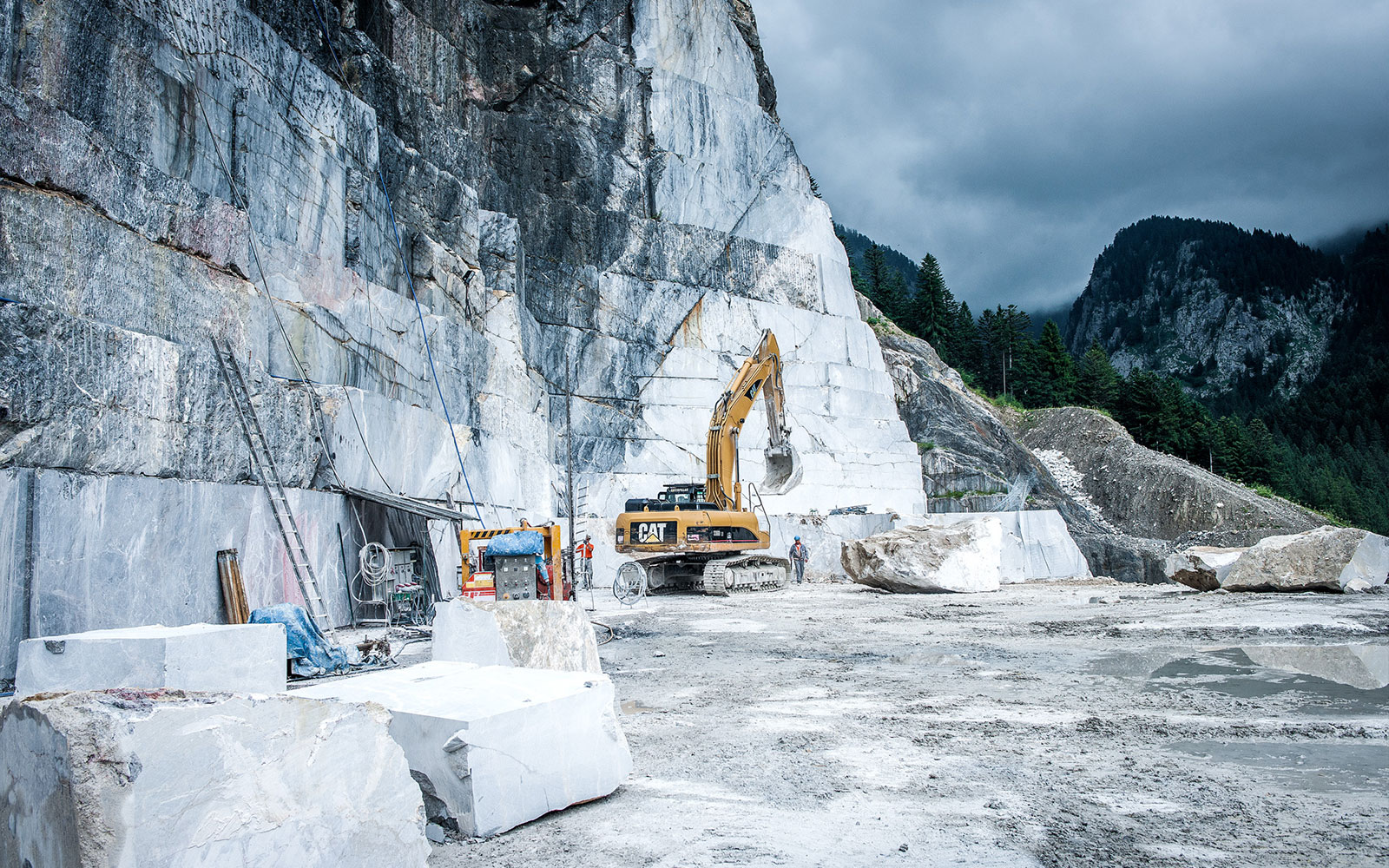 Bespoke Carrara Marble Installations