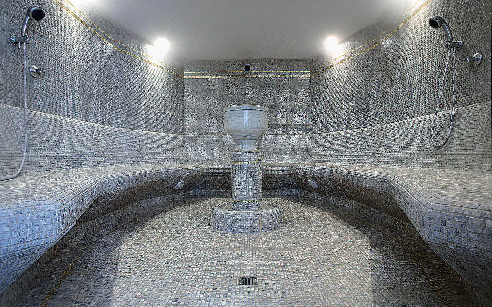 Bespoke Carrara Marble Installations
