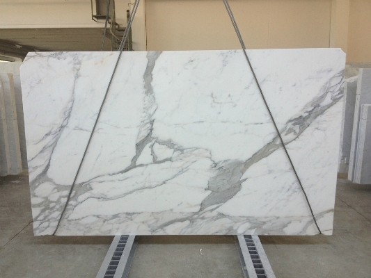Bespoke Carrara Marble Installations