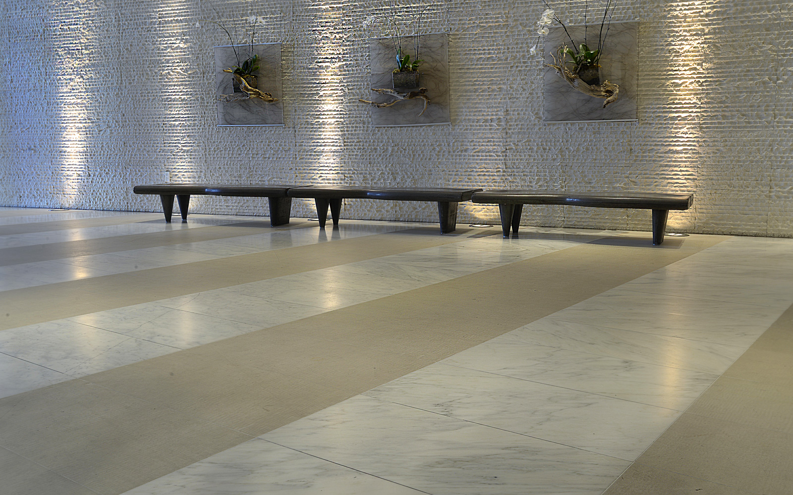 Bespoke Carrara Marble Installations