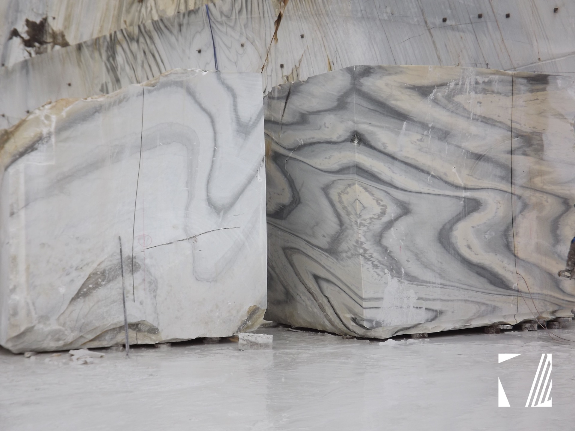 Bespoke Carrara Marble Installations