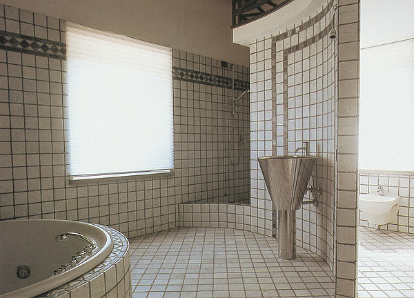 Bespoke Carrara Marble Installations