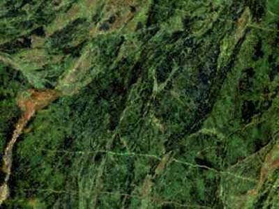 VERDE ALAKI slabs tiles project