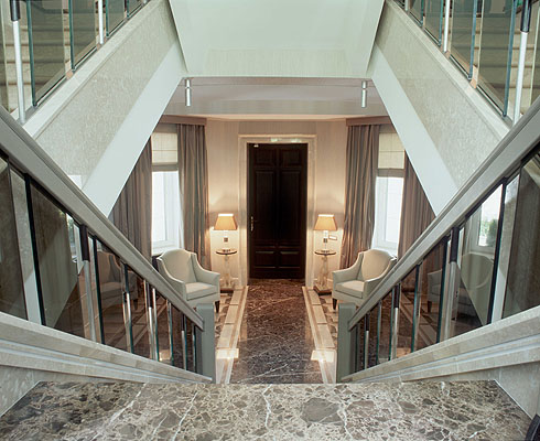 Bespoke Carrara Marble Installations
