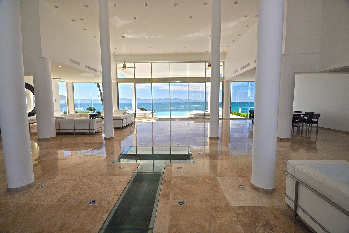 Bespoke Carrara Marble Installations