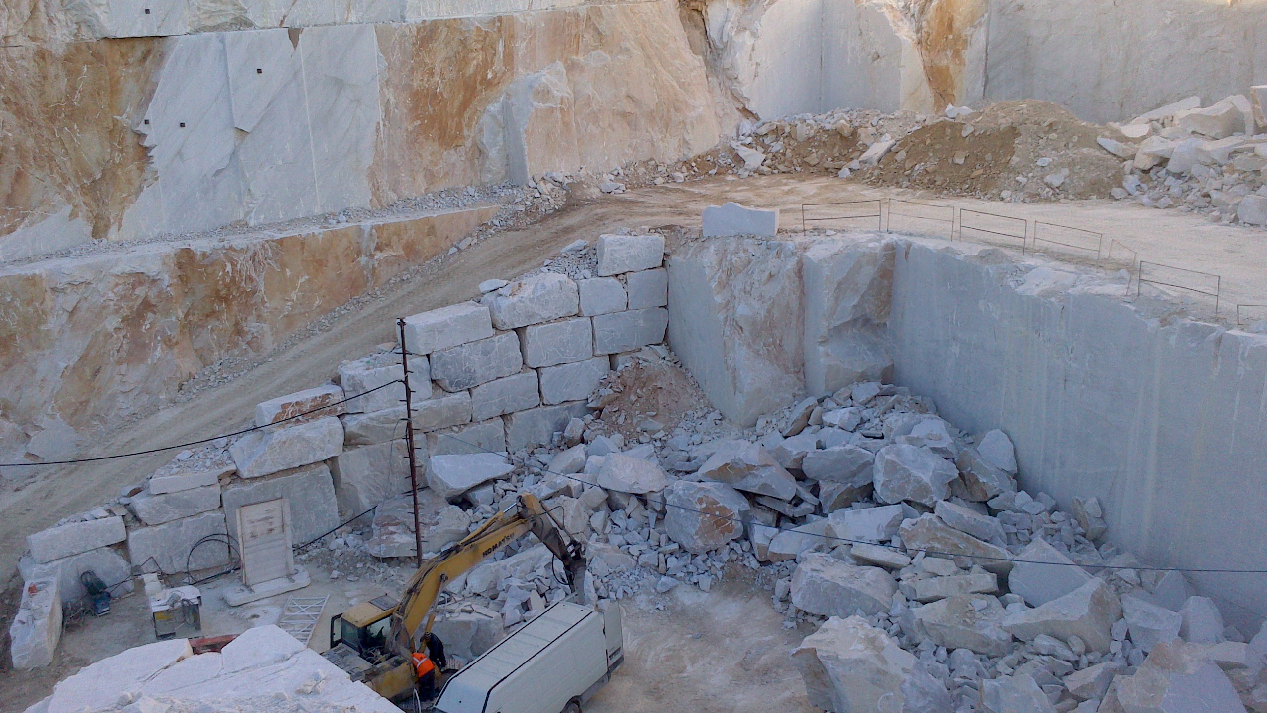 Bespoke Carrara Marble Installations