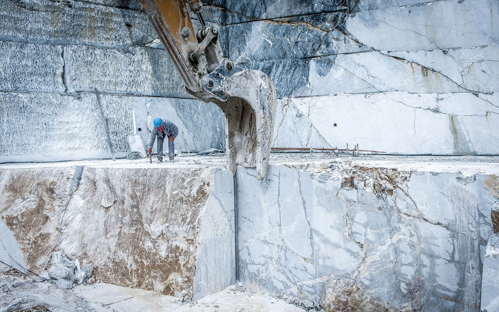 Bespoke Carrara Marble Installations
