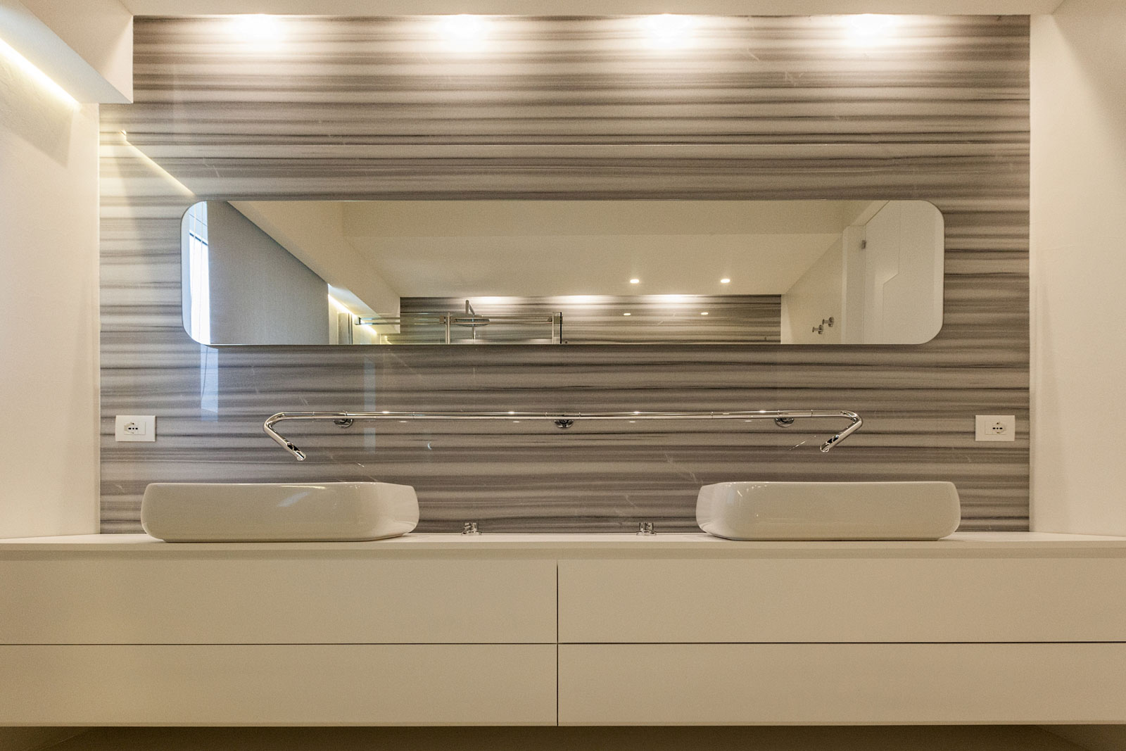 Bespoke Carrara Marble Installations
