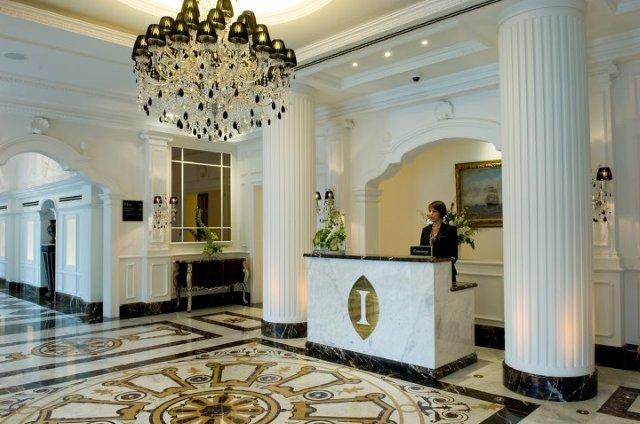 Bespoke Carrara Marble Installations