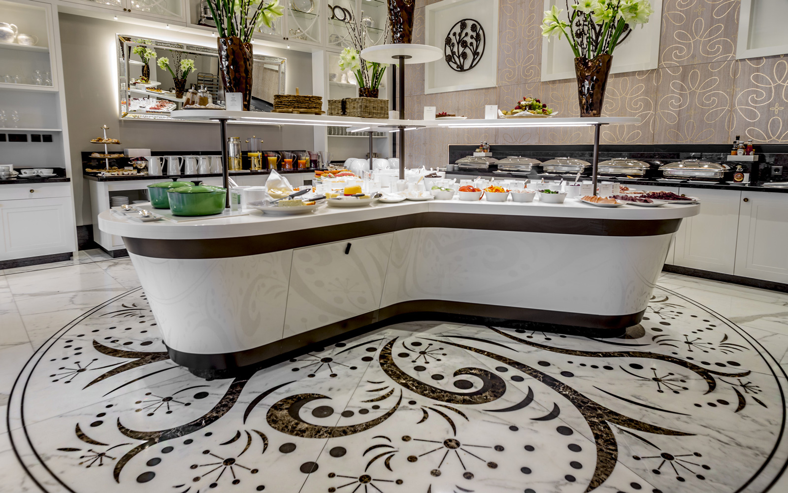 Bespoke Carrara Marble Installations
