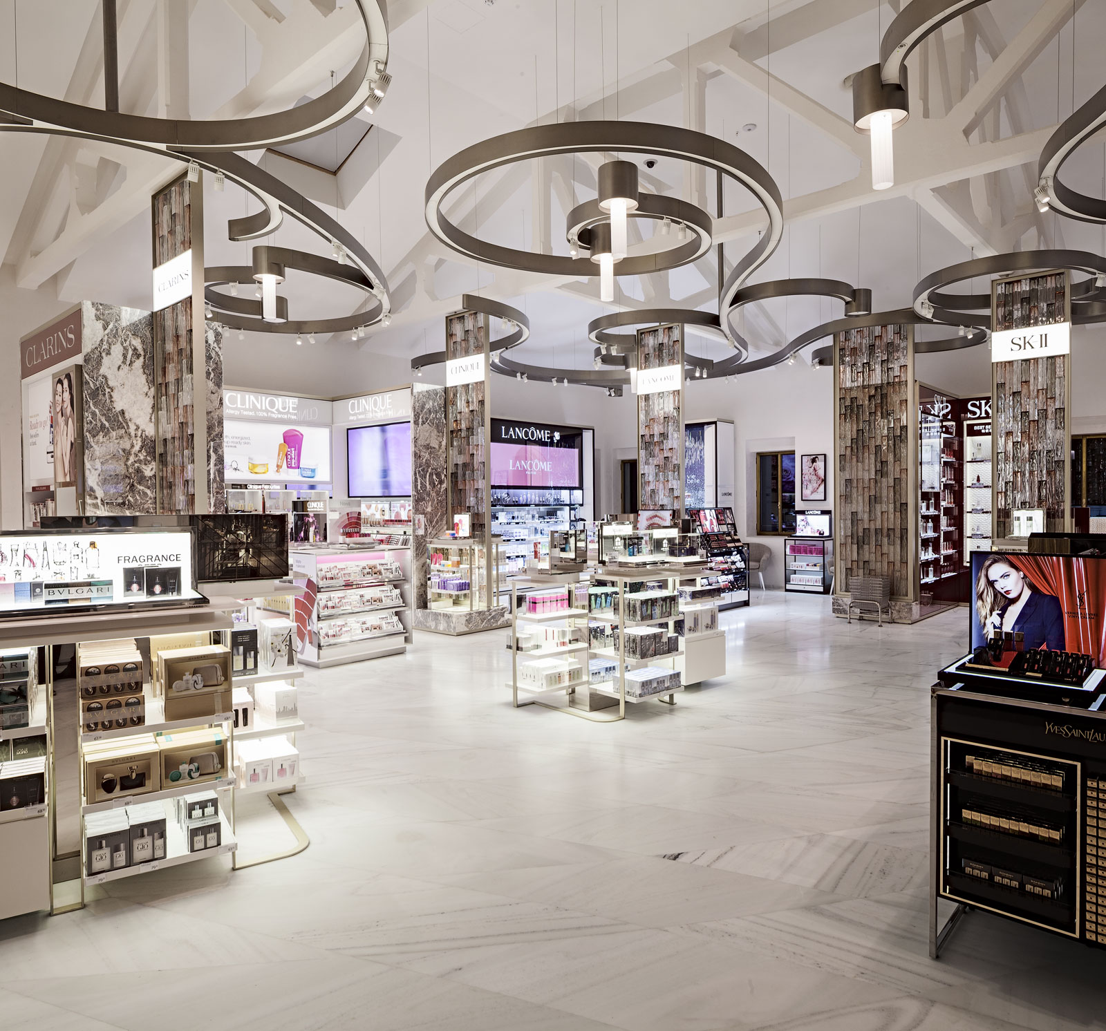 Bespoke Carrara Marble Installations