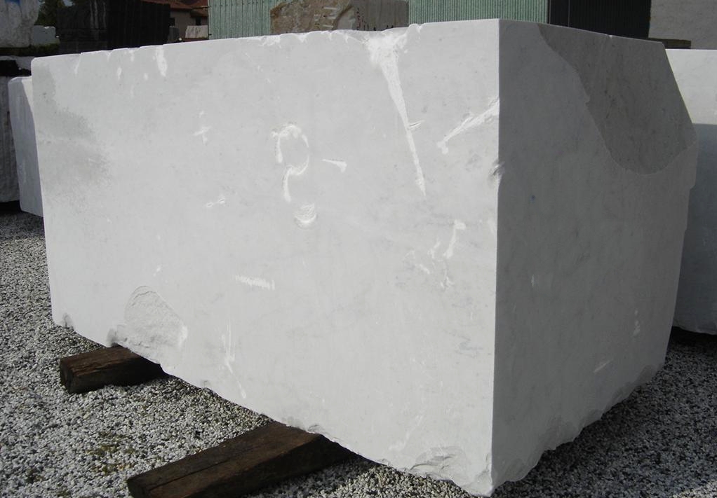 Bespoke Carrara Marble Installations
