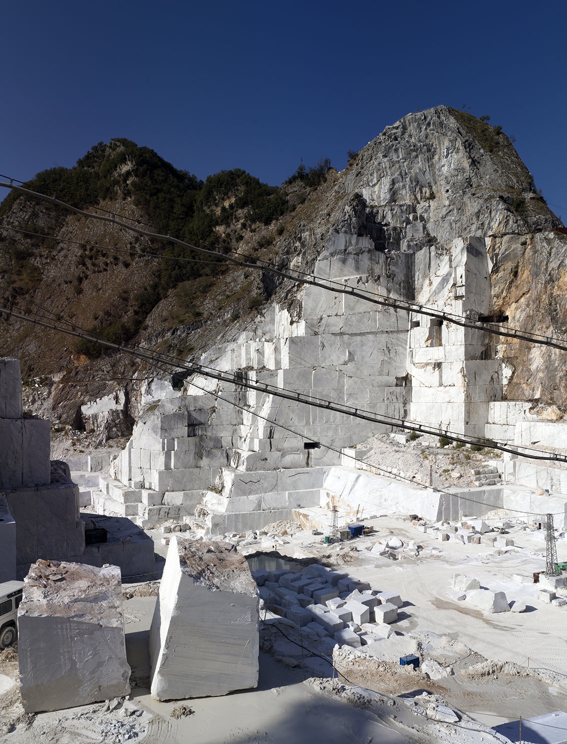 Bespoke Carrara Marble Installations