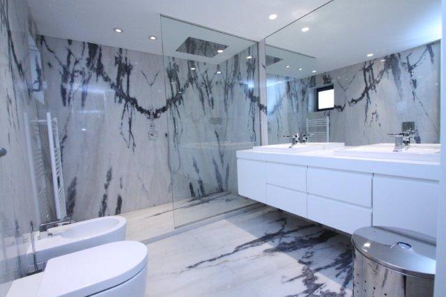 Bespoke Carrara Marble Installations